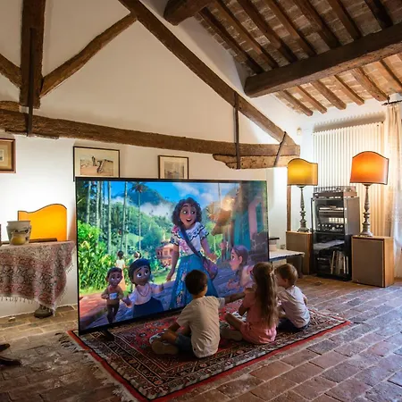 Country Mansion 8500squarefeet Βίλα San Pietro Viminario