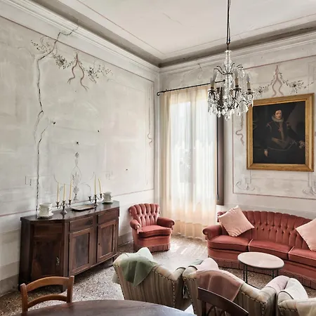 Country Mansion 8500squarefeet * San Pietro Viminario
